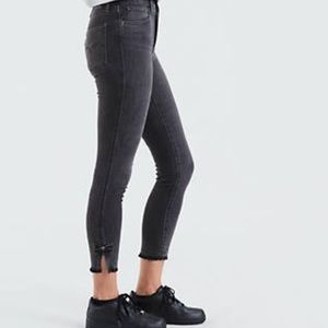Levi’s skinny jean.